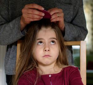 Niñas con piojos en pamplona